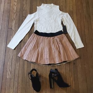 Forever 21 cold shoulder shirt